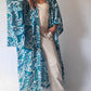 kimono vert bleu fait main pour femme Indra Libong printemps été 2023 Bruxelles Belgique