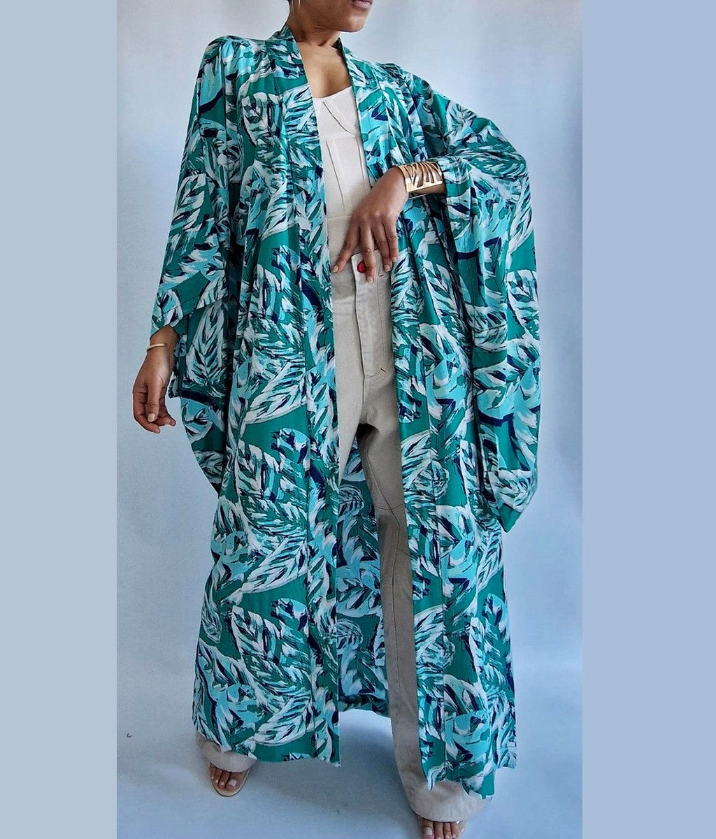 kimono vert bleu fait main pour femme Indra Libong printemps été 2023 Bruxelles Belgique